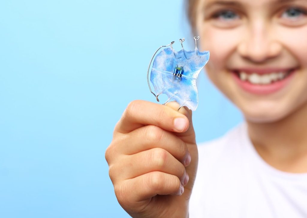 Brossez dents et appareil séparément